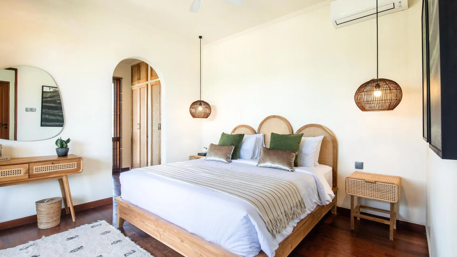 Newly Renovated 4Br Villa 400M To Canggu Beach Holiday home Canggu (Bali)